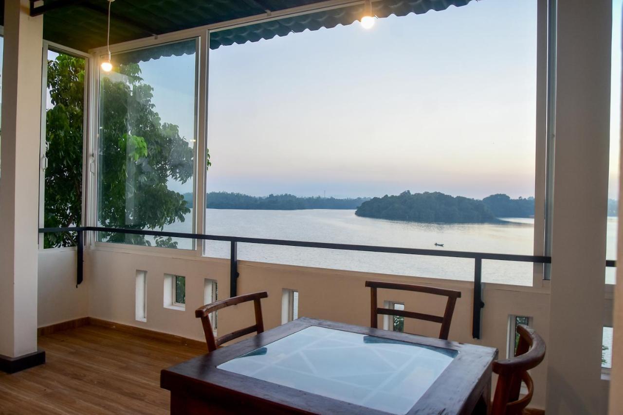 Villa Araliya Hikkaduwa Exteriör bild